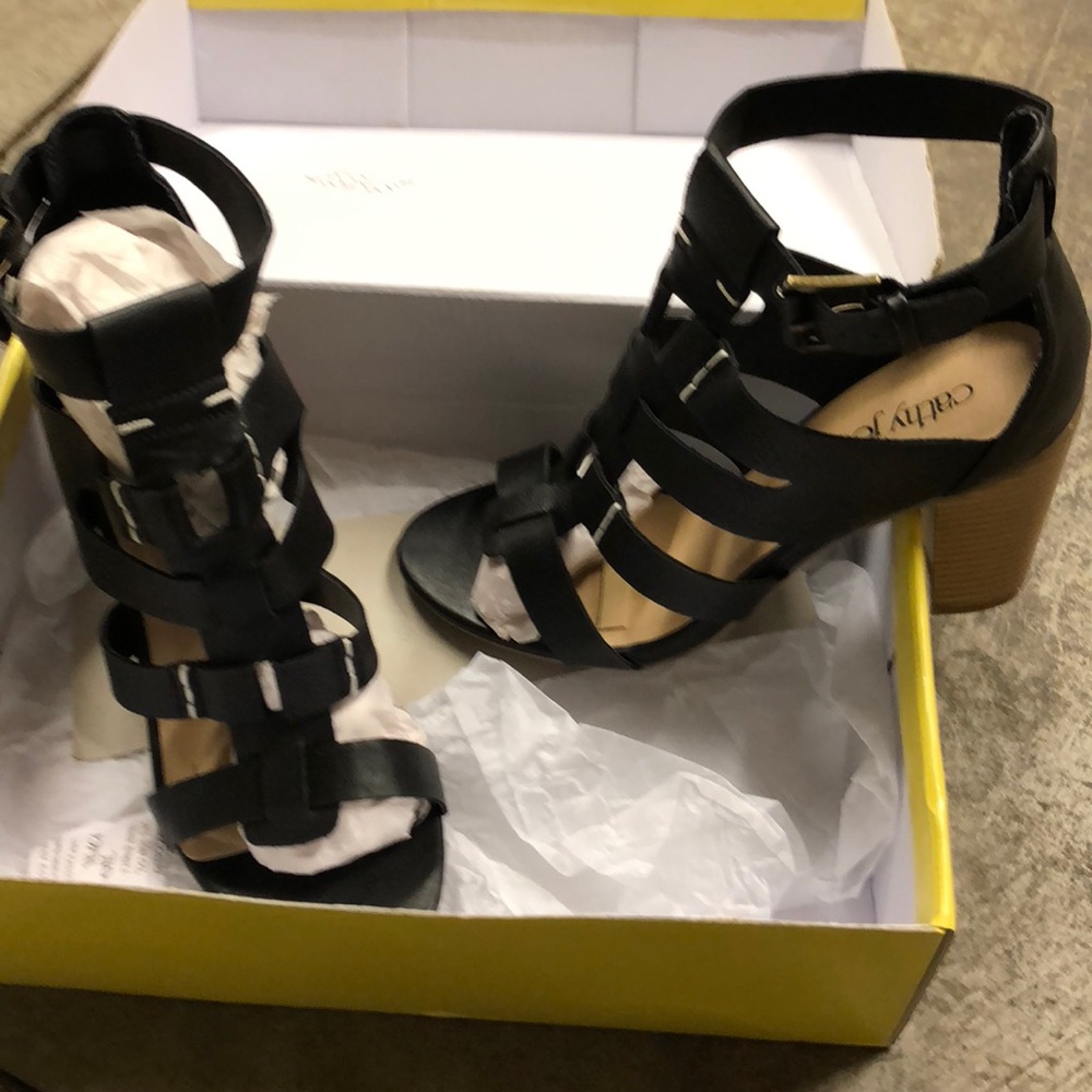 Black classy shoes